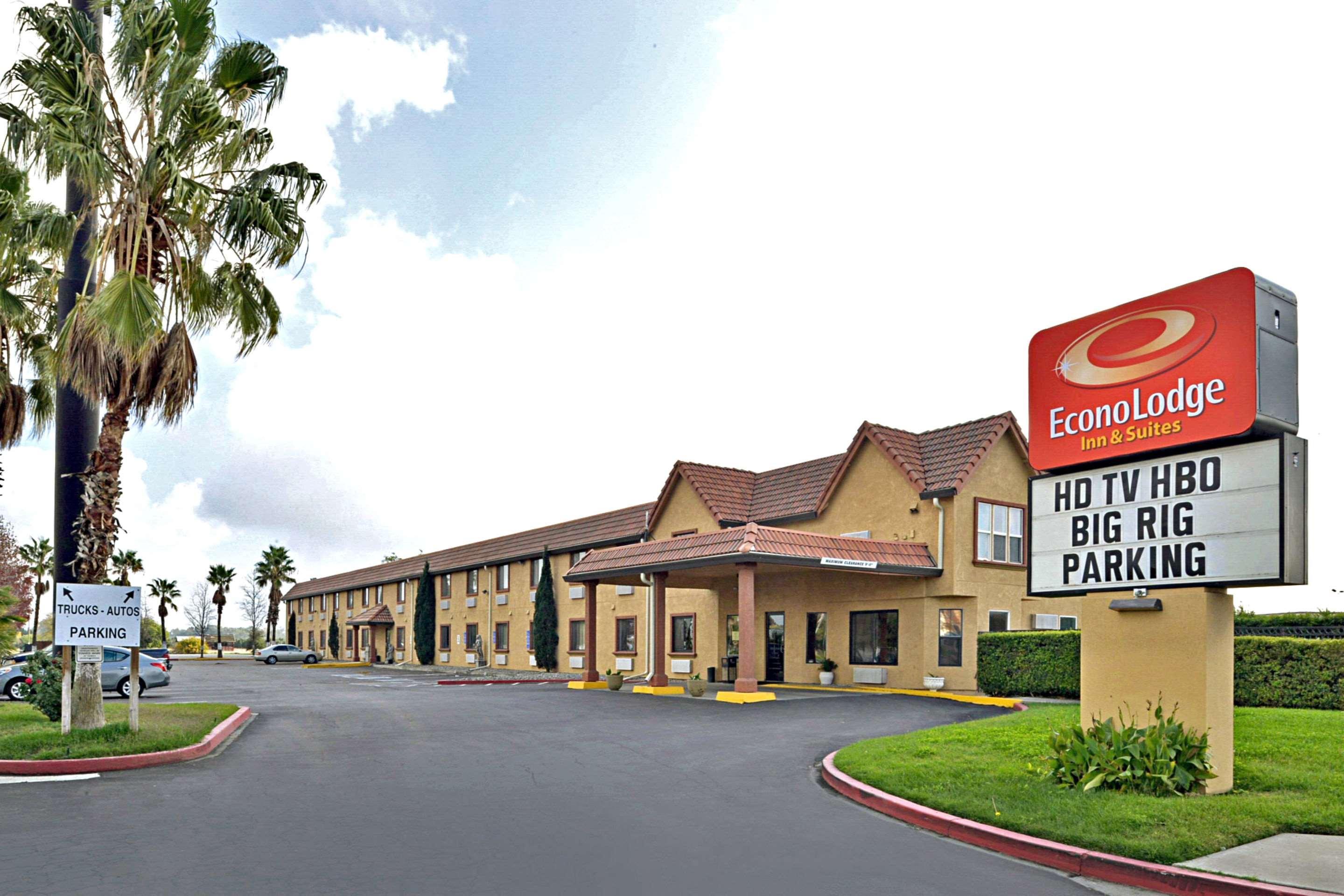 Econo Lodge Inn & Suites Corning Bagian luar foto