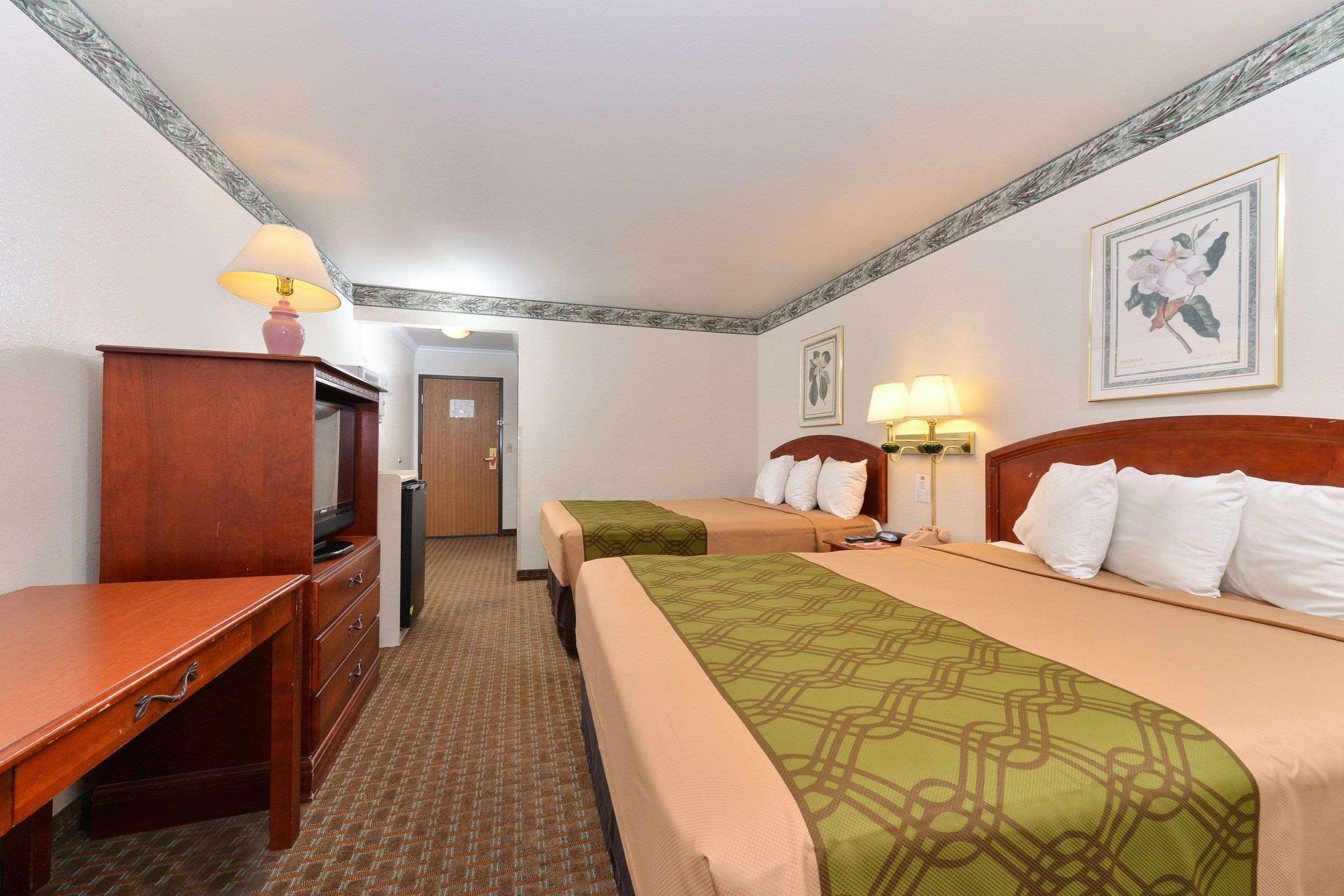 Econo Lodge Inn & Suites Corning Bagian luar foto